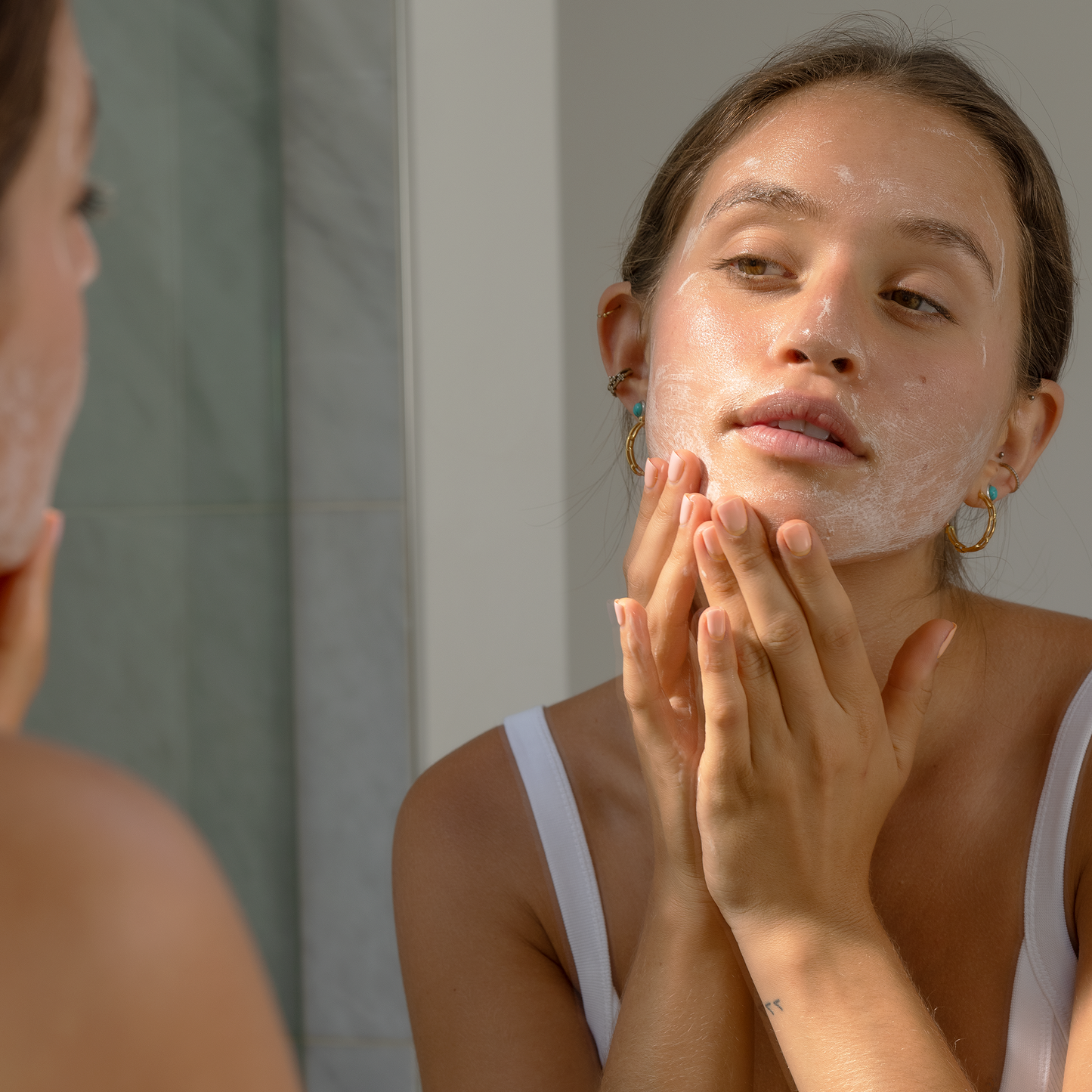 THE FACIAL POLISH CLEANSER