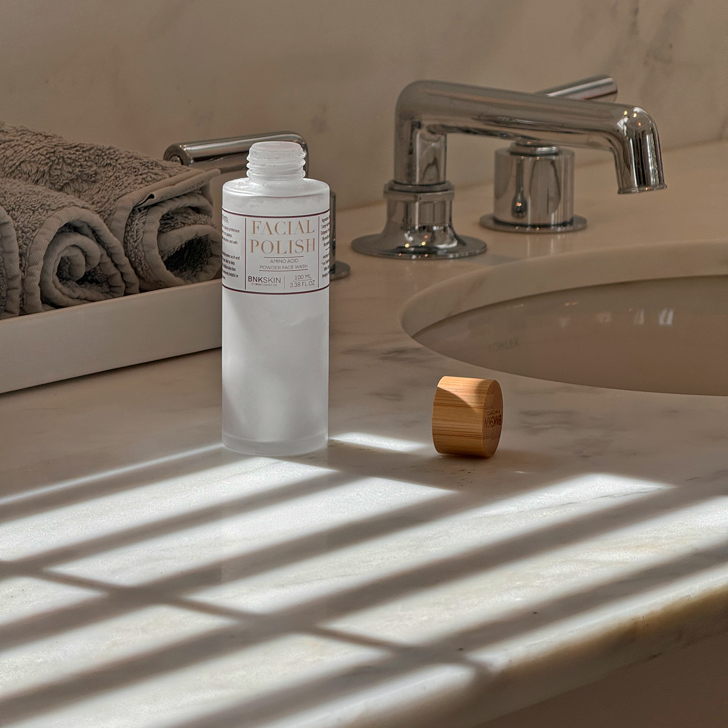 THE FACIAL POLISH CLEANSER
